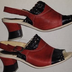 Eject red and black sandal size 38